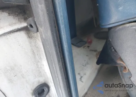 1996 Ford F250 z USA, uszkodzony, nr VIN 1FTHF25H5TLB52466